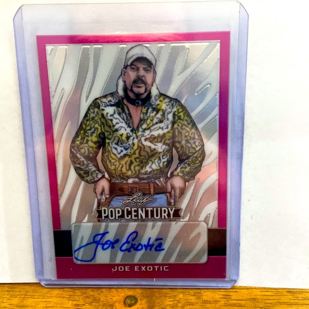 Joe exotic autographed card 6/15 ever made RARE